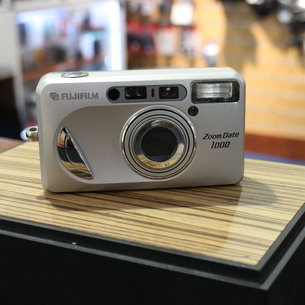 Used Fujifilm Zoom Date 1000 35mm Compact Camera Used Cameras Used