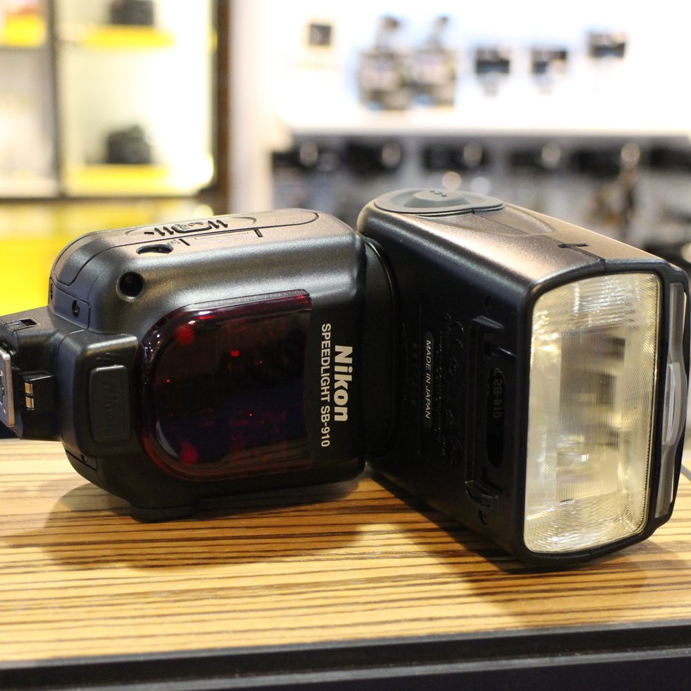 Used Nikon SB910 Speedlight Flash Used Accessories Used Harrison