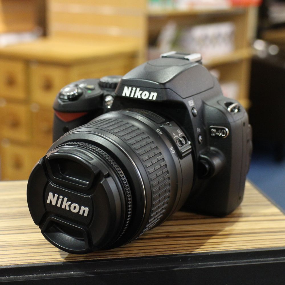 Used Nikon D40 DSLR Camera with 1855mm F3.55.6 G II Lens Used