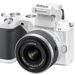 Nikon 1 V2 White Digital Camera with 10-30mm Lens Kit